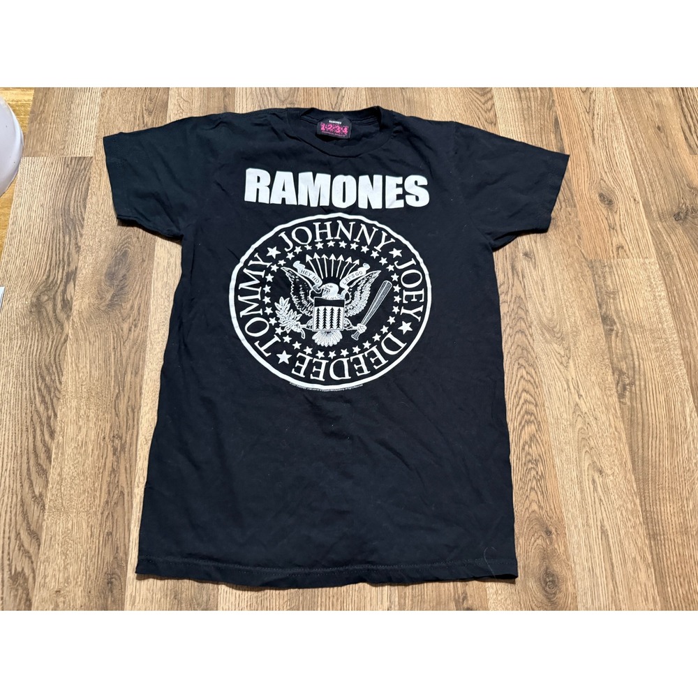 Ramones T-Shirt Mens Small Black Band Tee Music Rock Punk Graphic Excellent